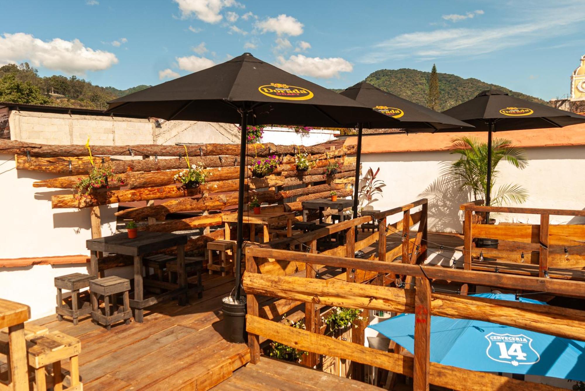 Kamazoztz Hostel And Travel 안티구아 과테말라 외부 사진