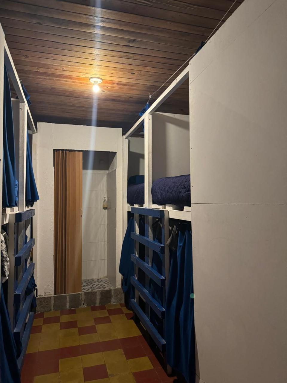 Kamazoztz Hostel And Travel 안티구아 과테말라 외부 사진