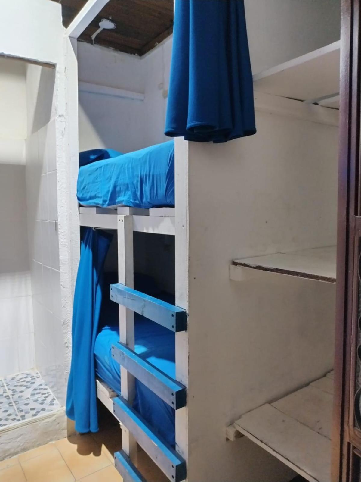 Kamazoztz Hostel And Travel 안티구아 과테말라 외부 사진